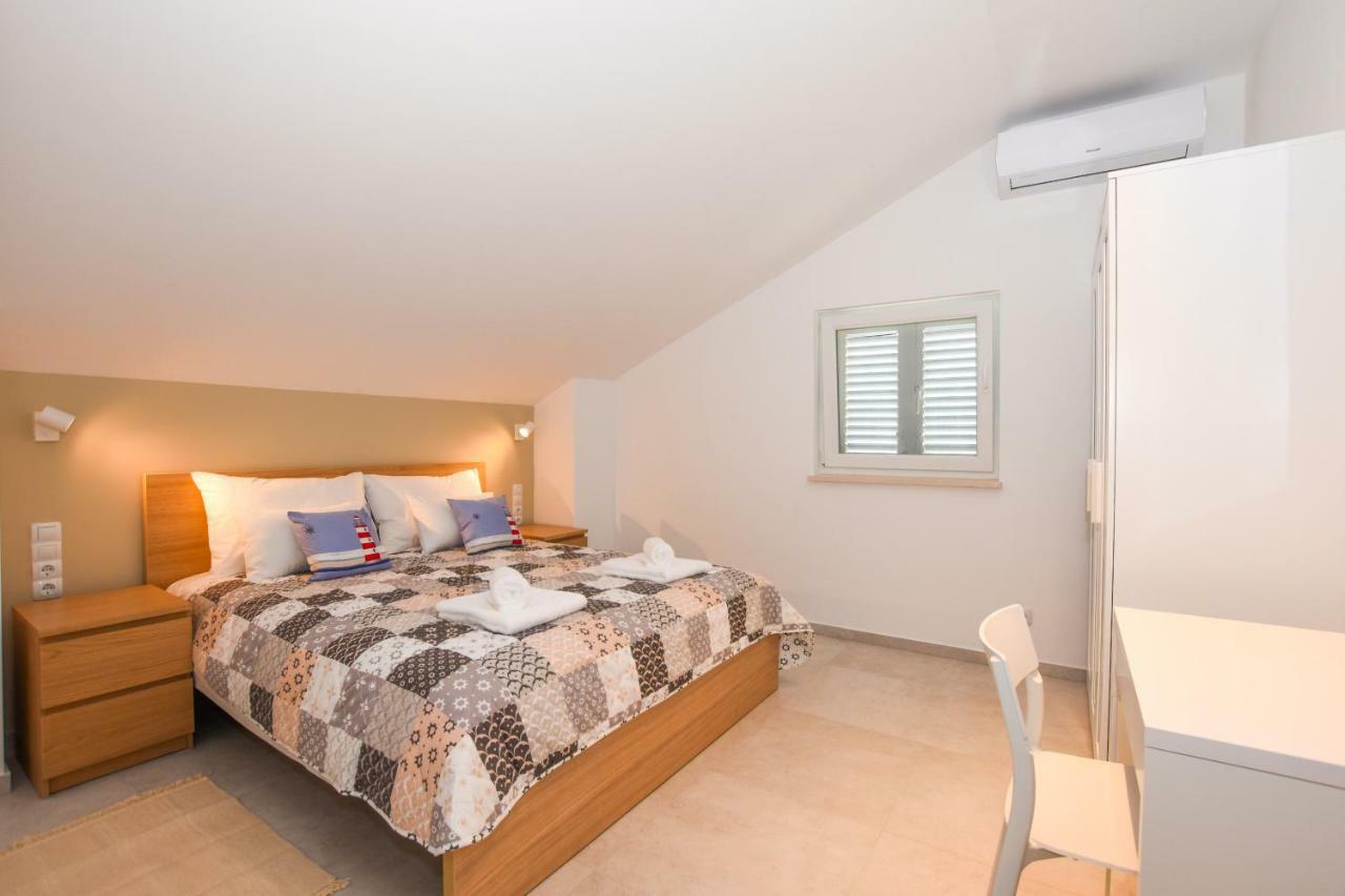 Villa Magena - Luxury Apartments In Pag Center Pag Town Eksteriør bilde