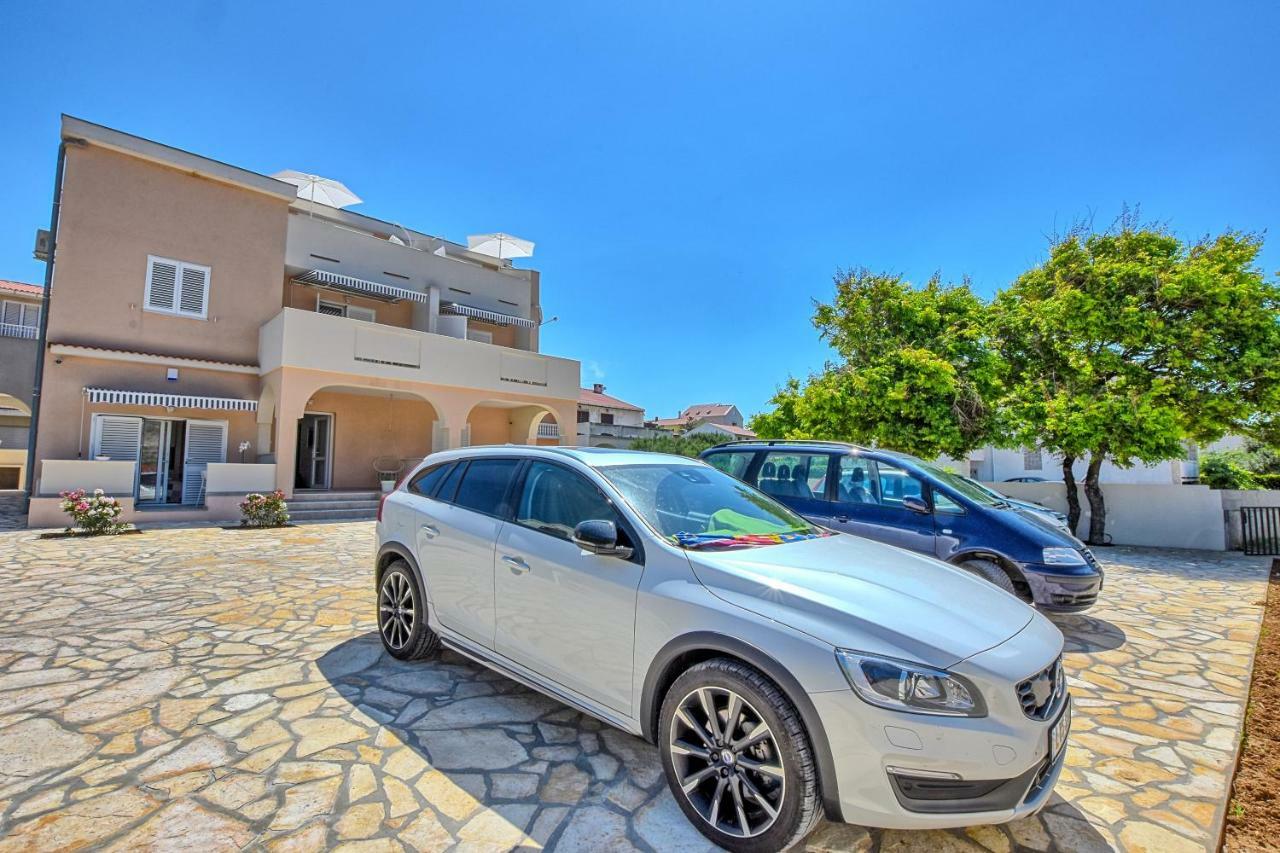 Villa Magena - Luxury Apartments In Pag Center Pag Town Eksteriør bilde