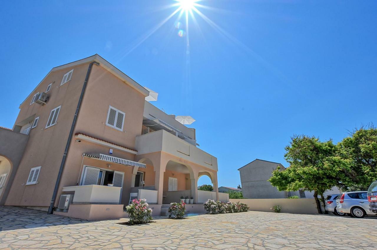 Villa Magena - Luxury Apartments In Pag Center Pag Town Eksteriør bilde