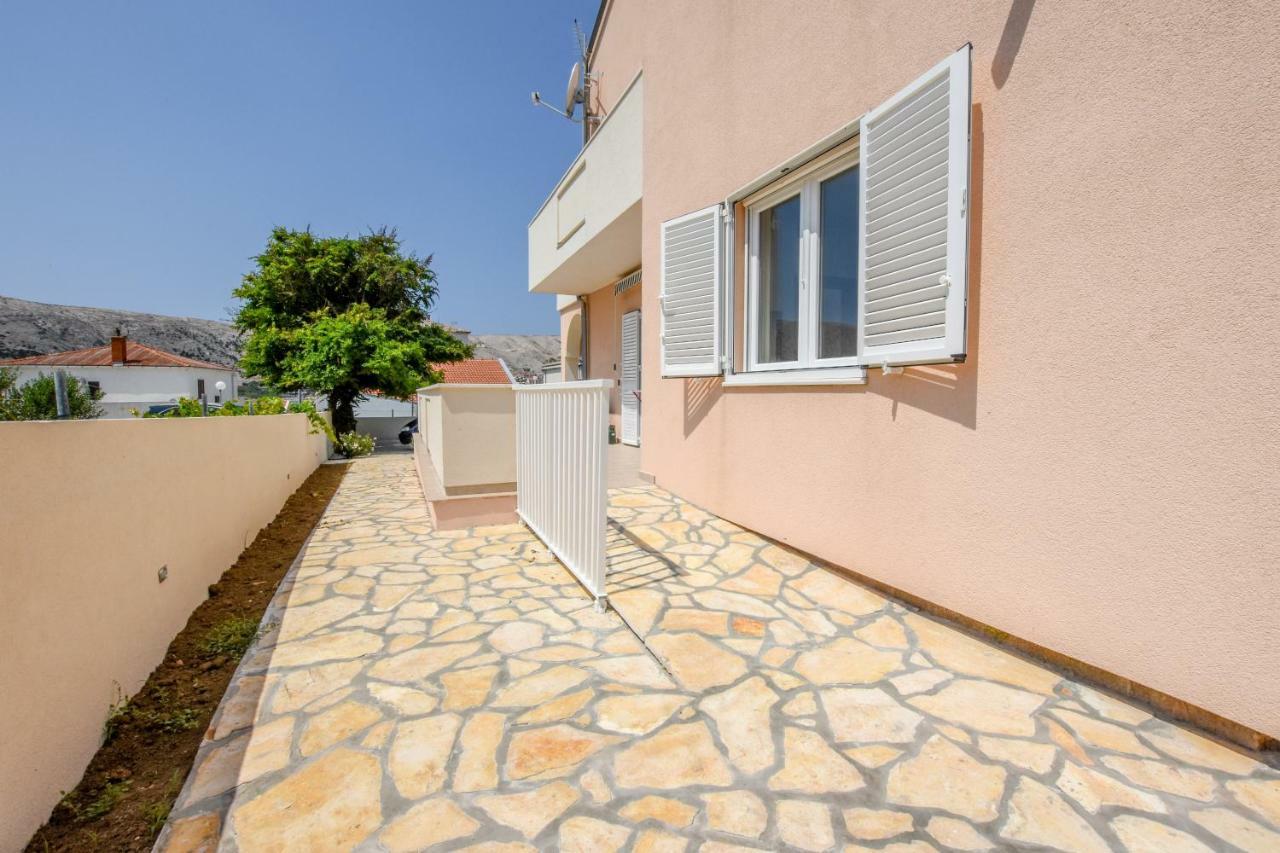 Villa Magena - Luxury Apartments In Pag Center Pag Town Eksteriør bilde