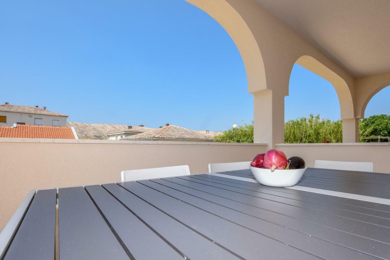 Villa Magena - Luxury Apartments In Pag Center Pag Town Eksteriør bilde