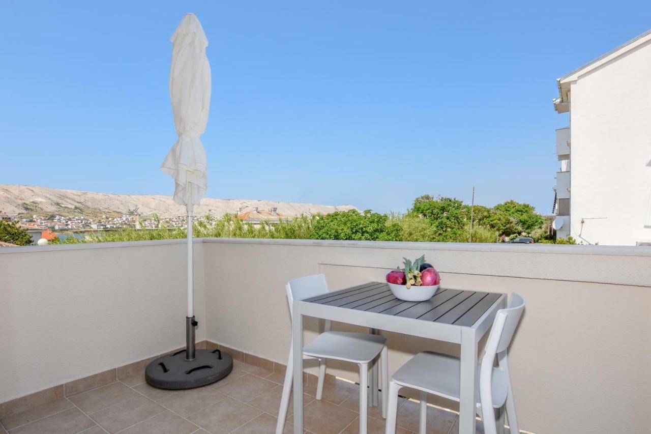 Villa Magena - Luxury Apartments In Pag Center Pag Town Eksteriør bilde